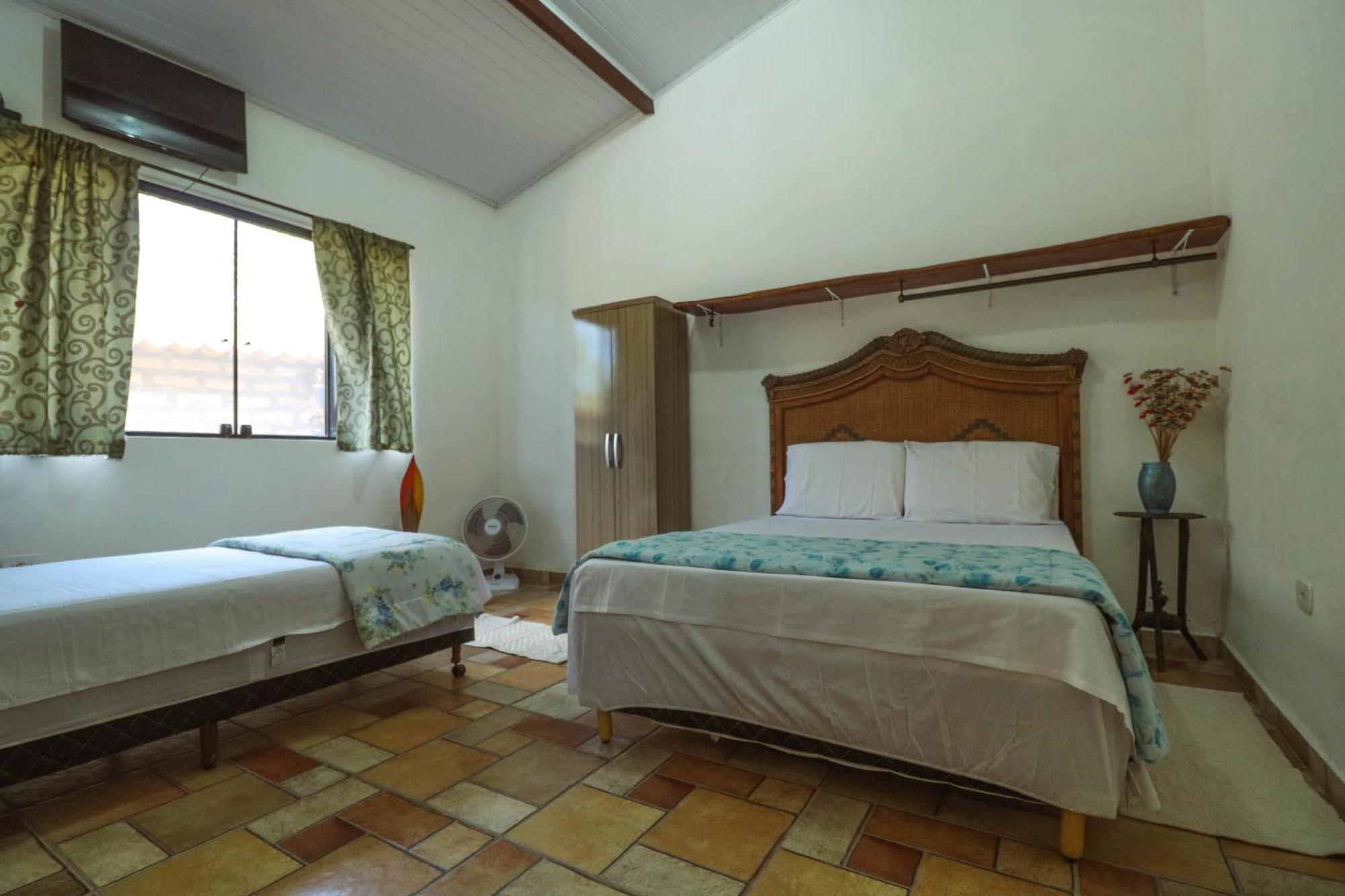 Vyzuh Hotel Vale do Capao Bagian luar foto