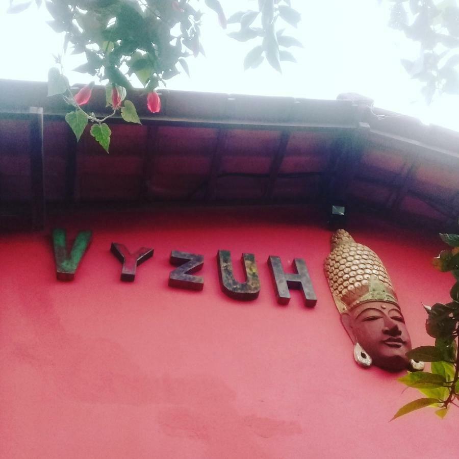 Vyzuh Hotel Vale do Capao Bagian luar foto